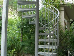 06_aussentreppe_spindel