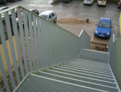 11_aussentreppe_gerade