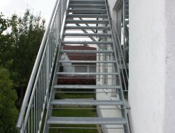 32_aussentreppe_gerade