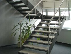 39_innentreppe_gerade